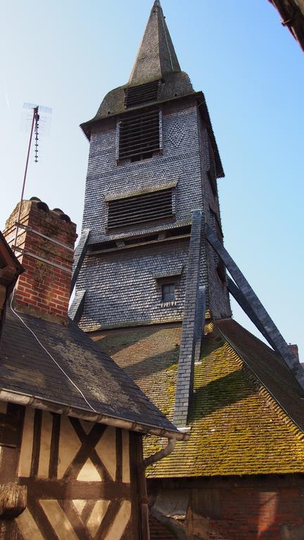 L Appart De La Place Ste Catherine Honfleur Exterior foto